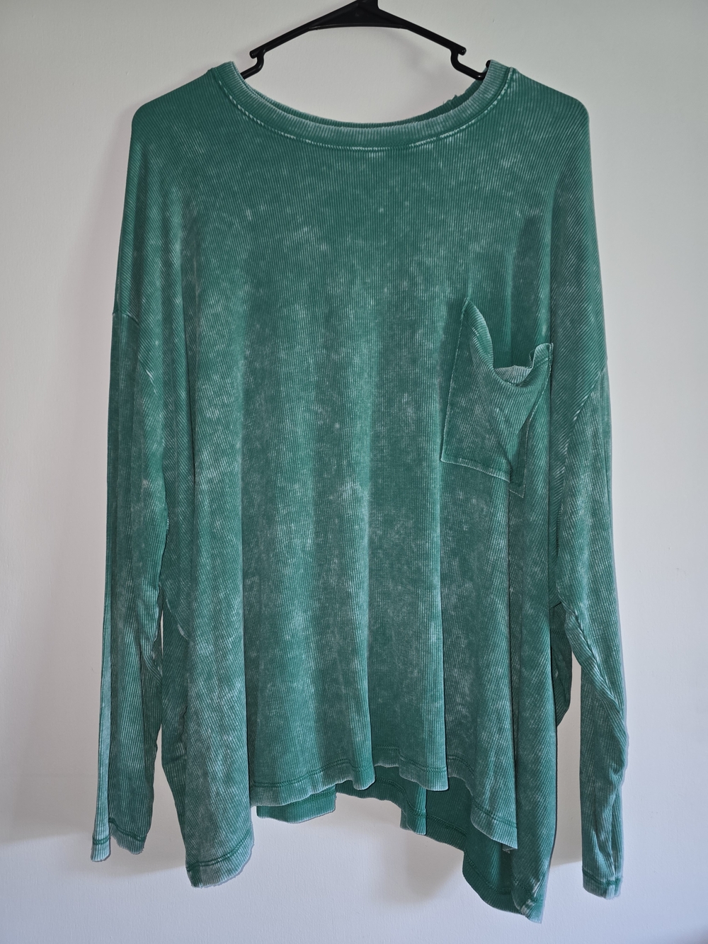 Zenana Outfitters Kelly Green Pocket Long Sleeve Top W/ Call-out